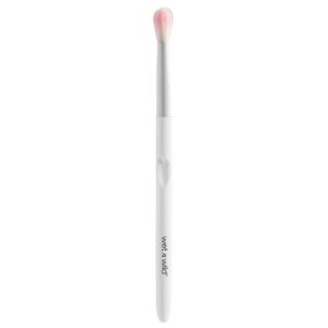 Wet 'n' Wild Crease Makeup Brush - Long-tipped Tapered Brush for Eye Crease - Easy-to-use