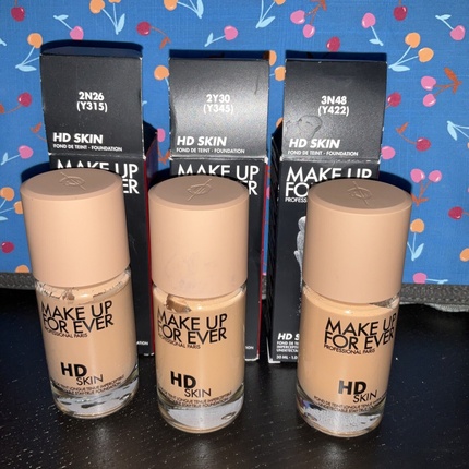 Make Up Forever HD SKIN Undetectable Stay True Foundation